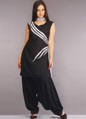 black plain punjabi suit