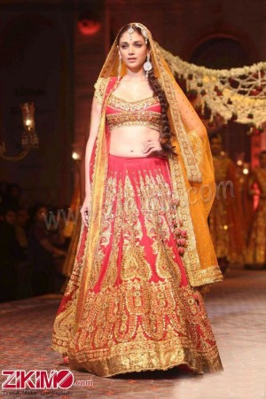 Bridal Red lehenga with heavy Embroidery and Dabka Work