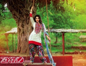 Sahiba Neeru Bajwa Punjabi Patiala Off White Floral Printed Salwar Suit