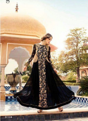 Black7104 Georgette Indian Wedding PartyWear Suit at Zikimo